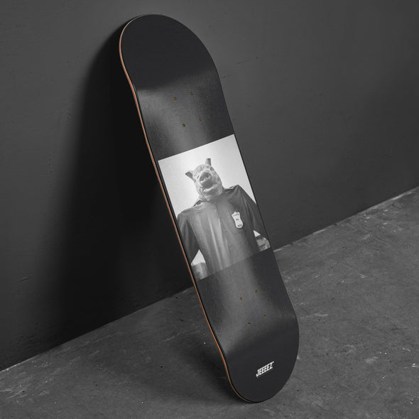 SKATE DECK PIG LICENCE TO KILL